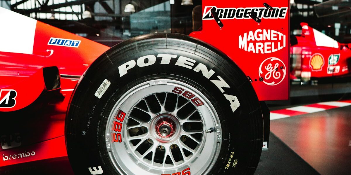 F1 Formula 1 race car showing aerodynamic features